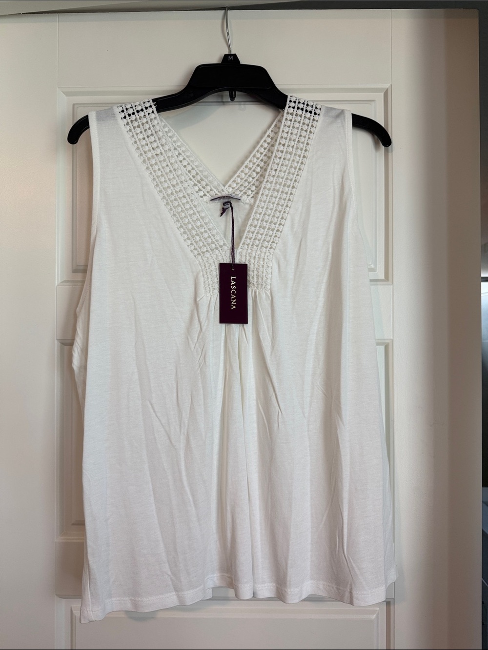 Women's Lascana White Crochet V-Neck Sleeveless Top Size 8/10 NWT